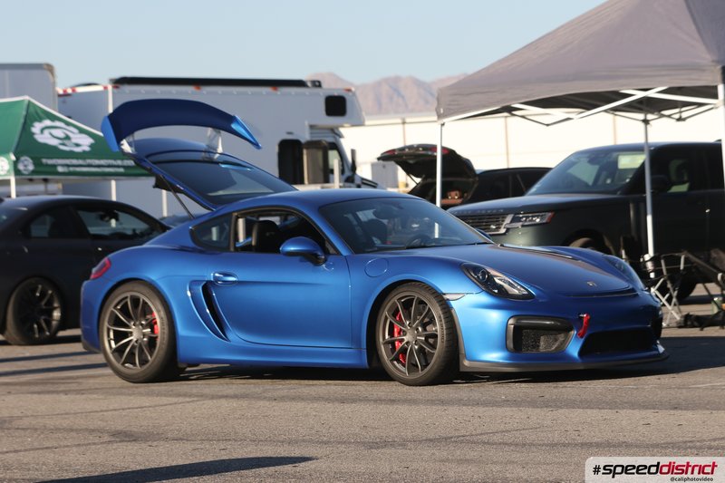 Porsche Cayman blue