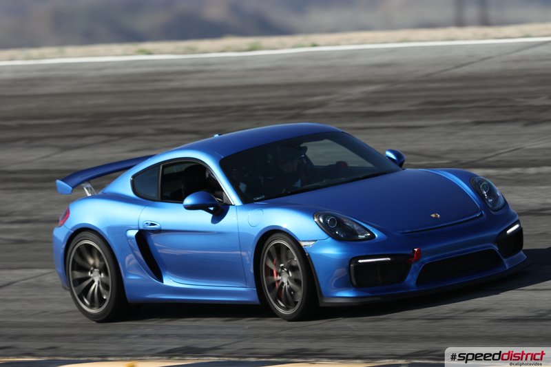 Porsche Cayman GT4