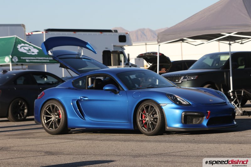 Porsche Cayman blue