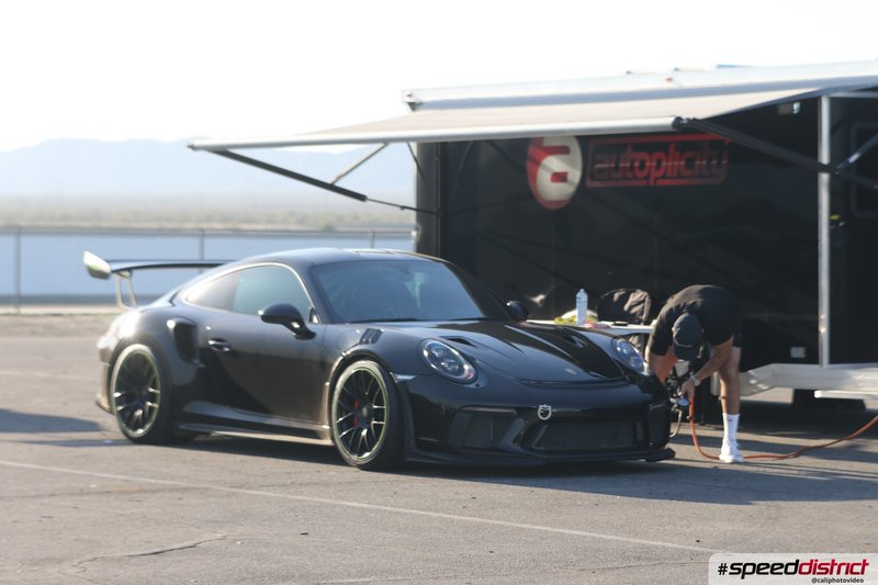 Porsche 911 dark gray