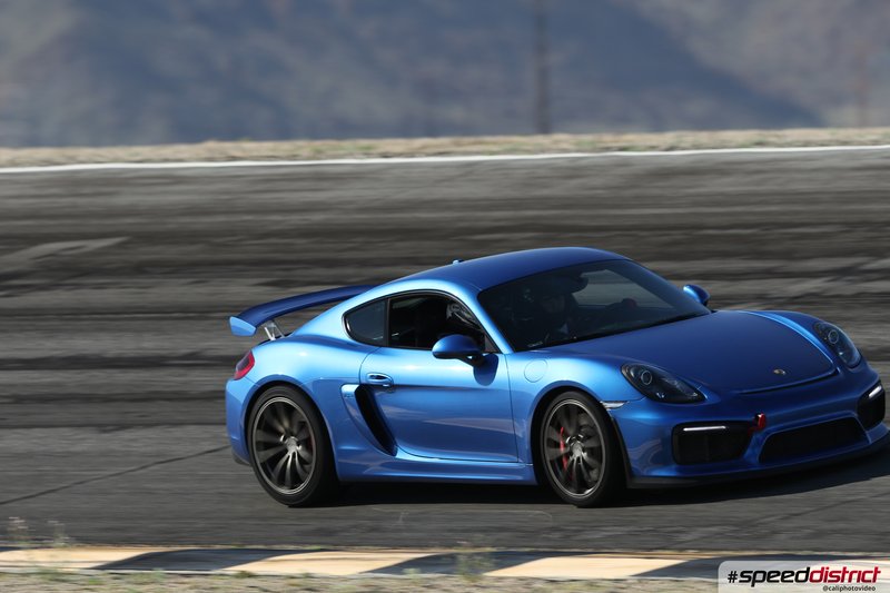 Porsche Cayman GT4