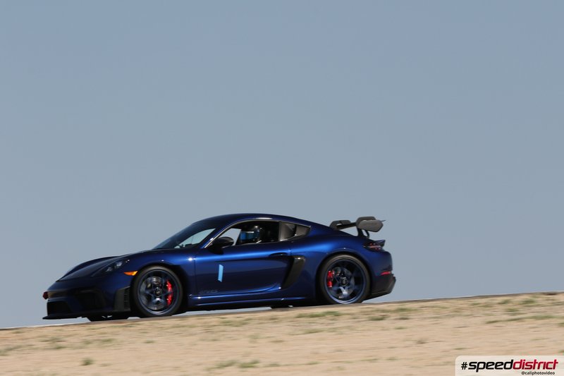 Porsche Cayman GT4