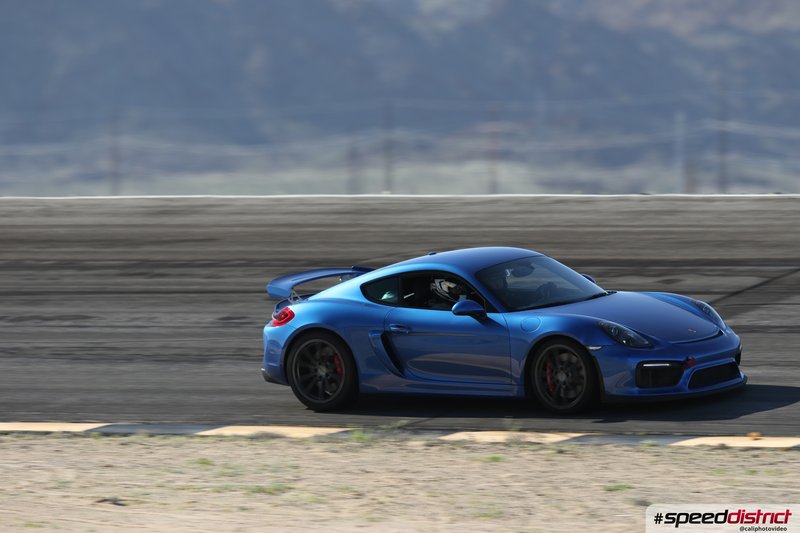 Porsche Cayman GT4