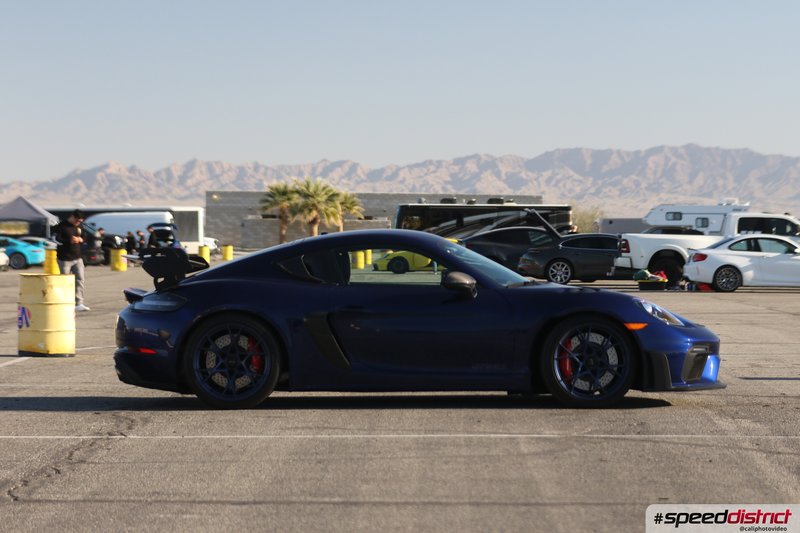 Porsche 911 dark blue