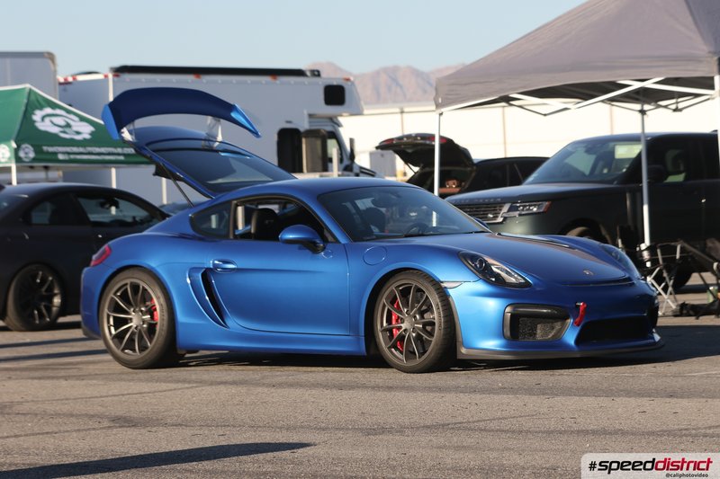Porsche Cayman blue