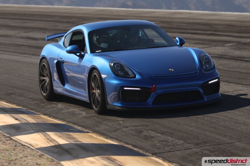 Porsche Cayman GT4