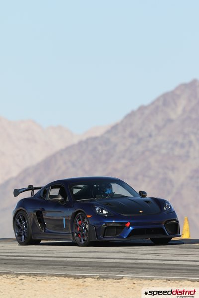 Porsche Cayman GT4