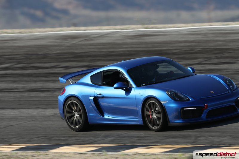Porsche Cayman GT4