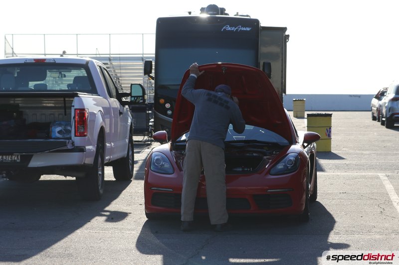 Porsche Boxster/Cayman Guards Red