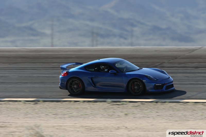 Porsche Cayman GT4