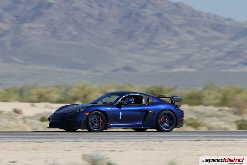 Porsche Cayman GT4