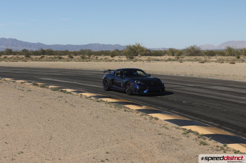 Porsche Cayman GT4 RS