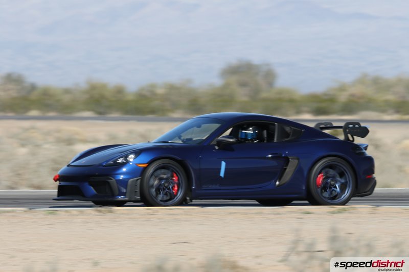 Porsche Cayman GT4