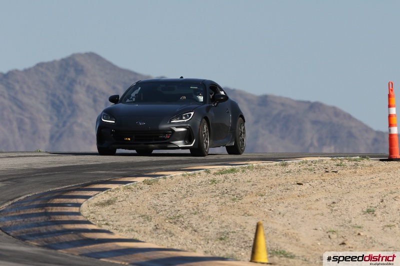 Porsche Cayman GT4 RS