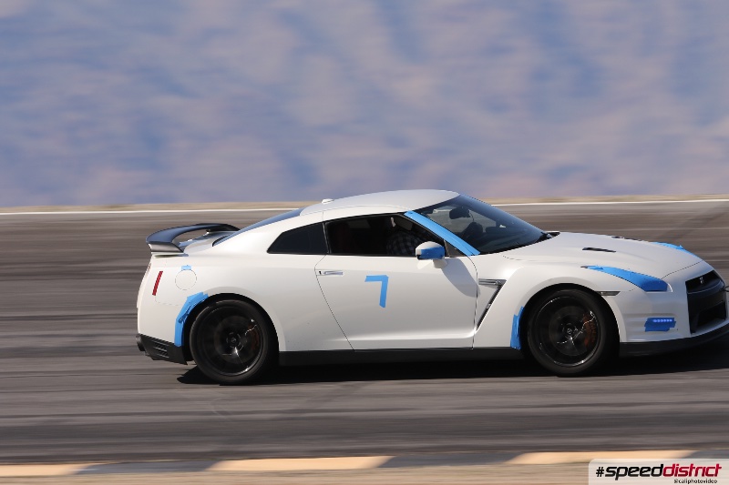 Nissan GT-R