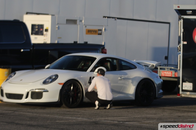 Porsche 911 white