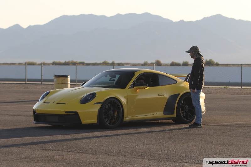 Porsche 911 yellow