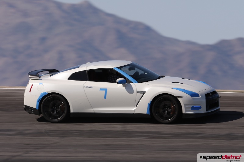 Nissan GT-R