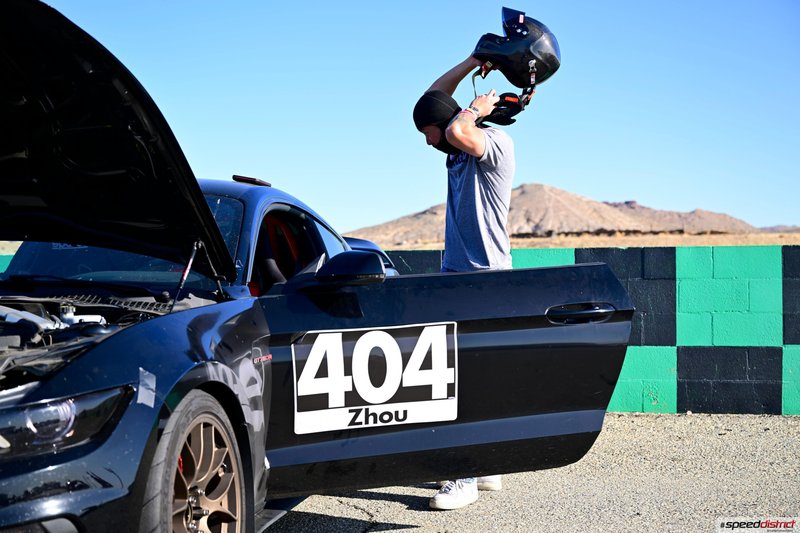 Ford Mustang dark blue