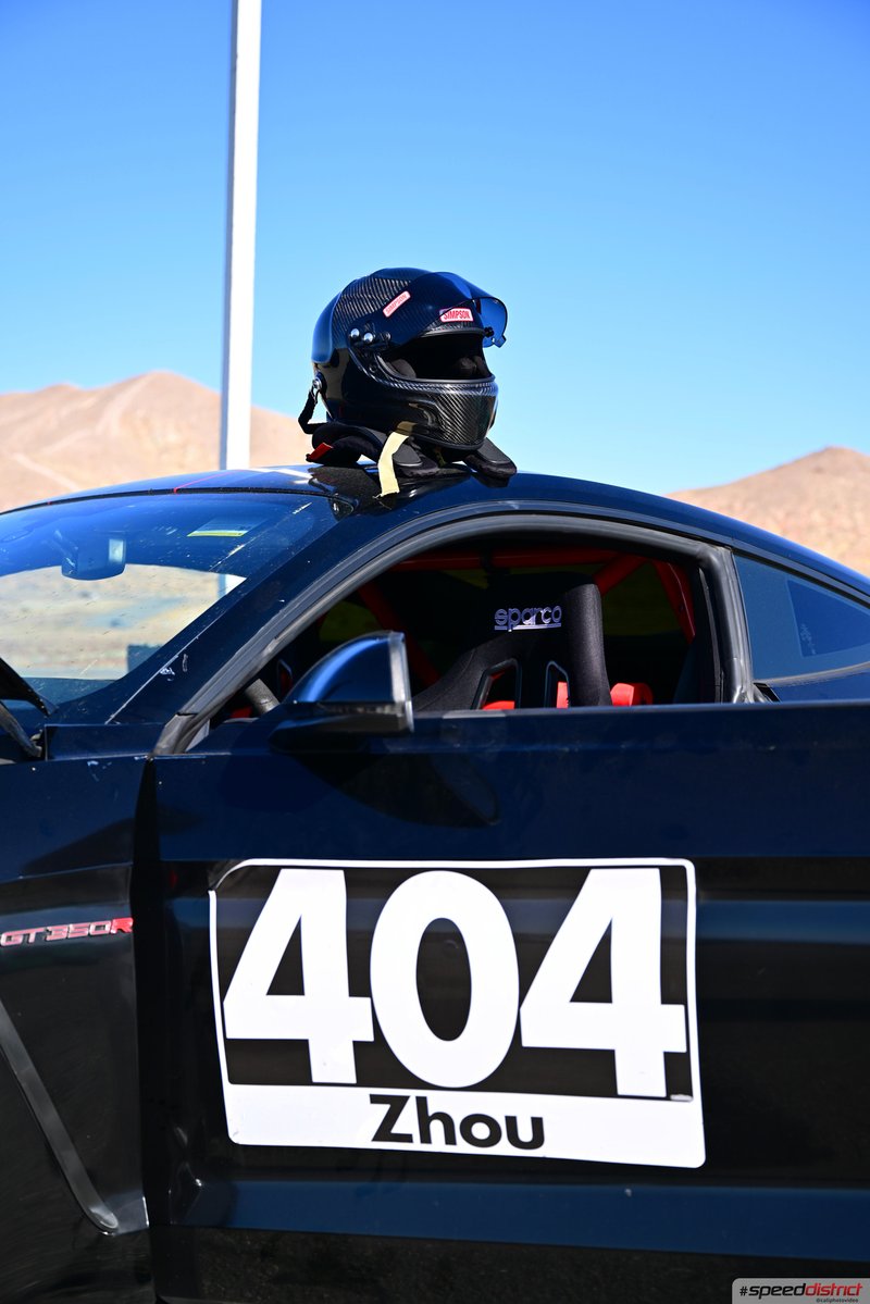 Porsche Cayman dark blue
