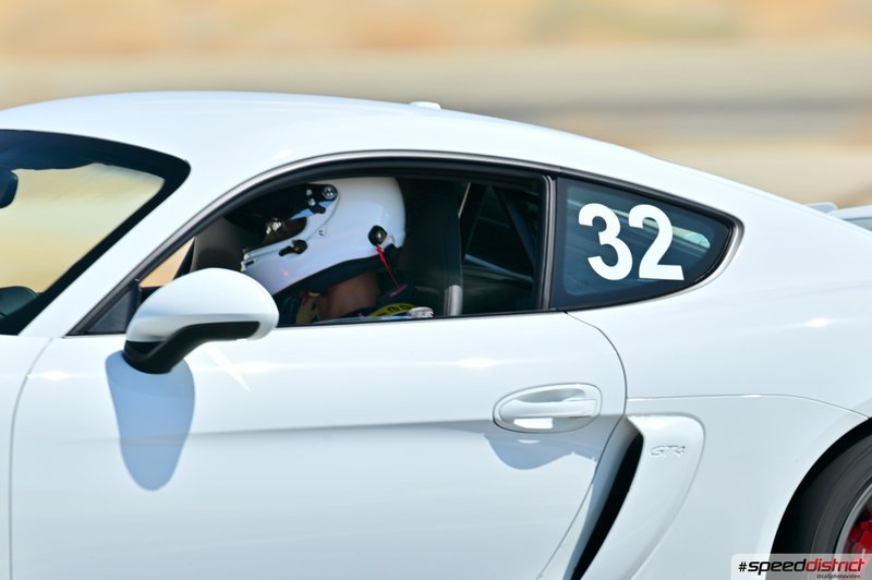 Porsche 911 GT3 white