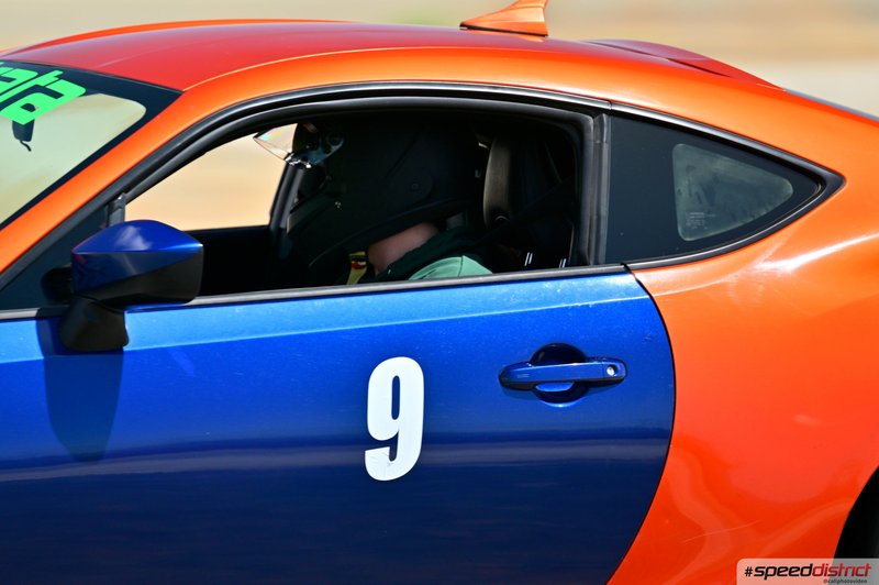 Porsche 911 GT3 blue