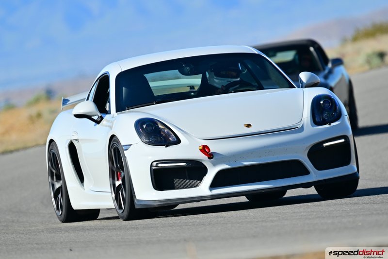 Porsche Cayman GT4