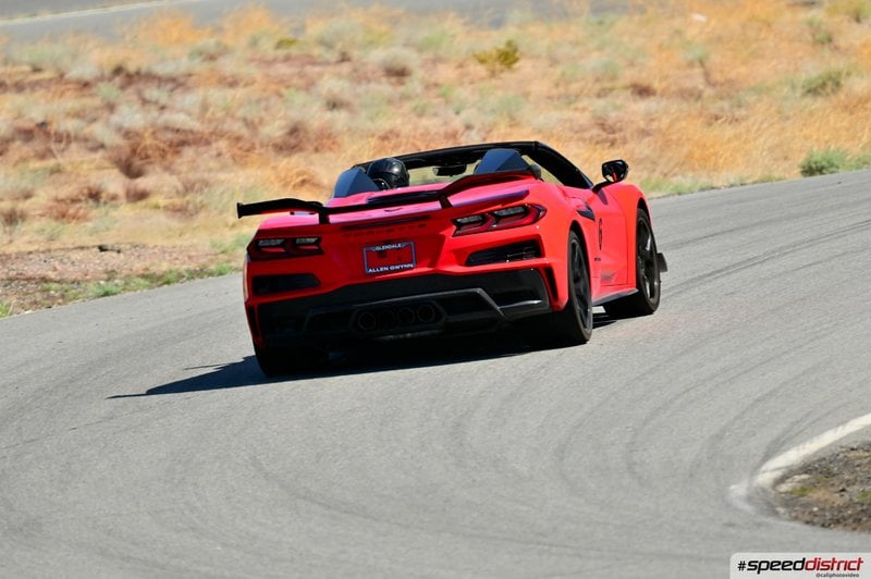 Chevrolet Corvette Z06 red