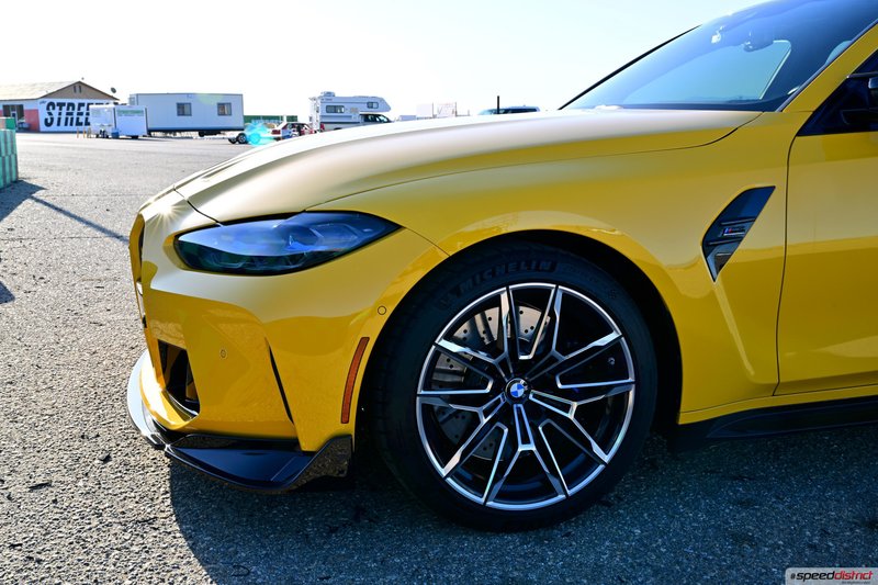 BMW M4 yellow