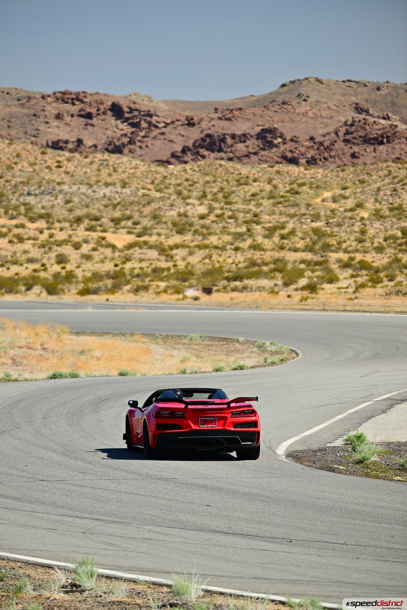 Chevrolet Corvette Z06 red