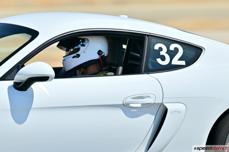 Porsche 911 GT3 white