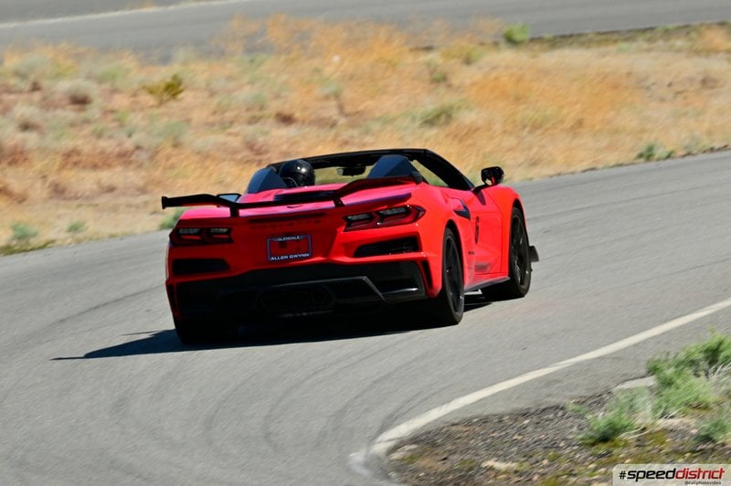 Chevrolet Corvette Z06 red