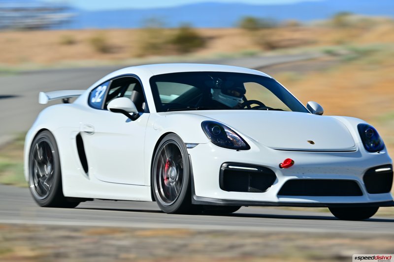 Porsche Cayman GT4