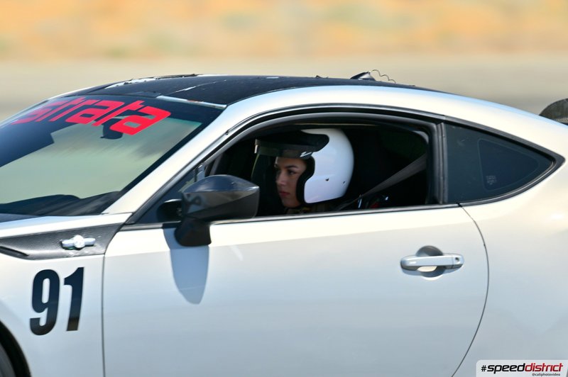 Porsche 911 GT3 white