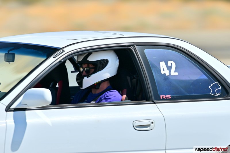 Porsche 911 GT3 RS white