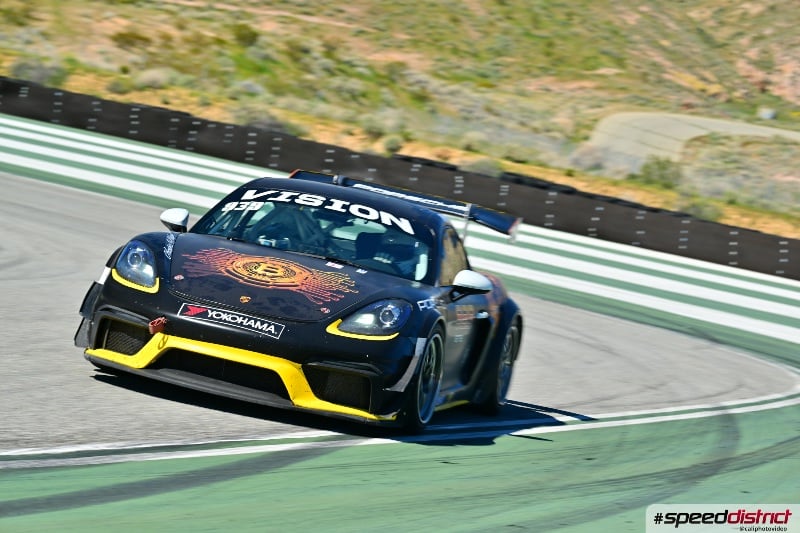 Porsche Cayman GT4 RS