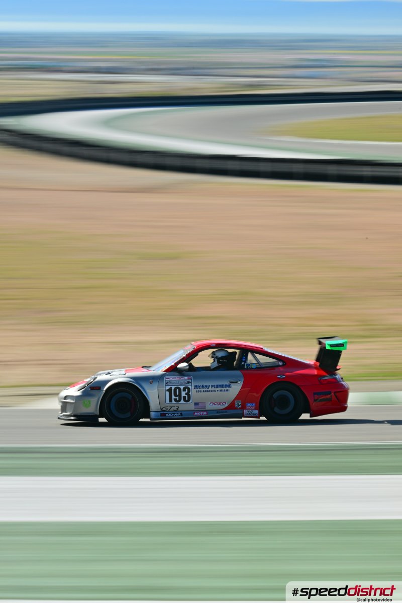 Porsche 911 GT3 Cup red
