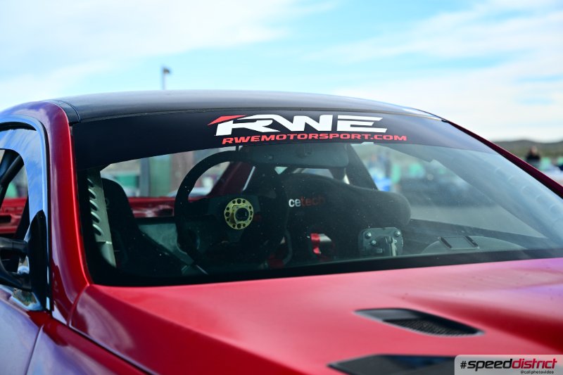 Chevrolet Corvette red