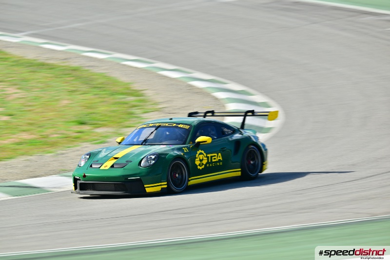 Porsche 911 GT3 Cup green