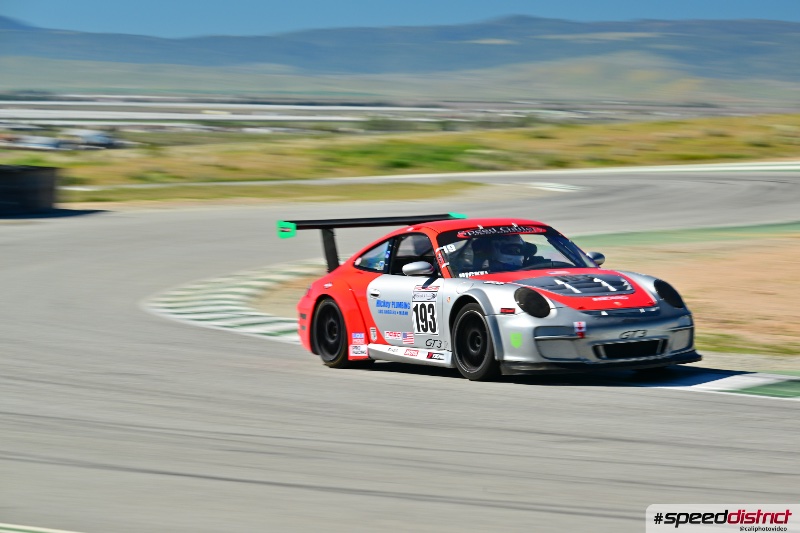 Porsche 911 GT3 Cup red