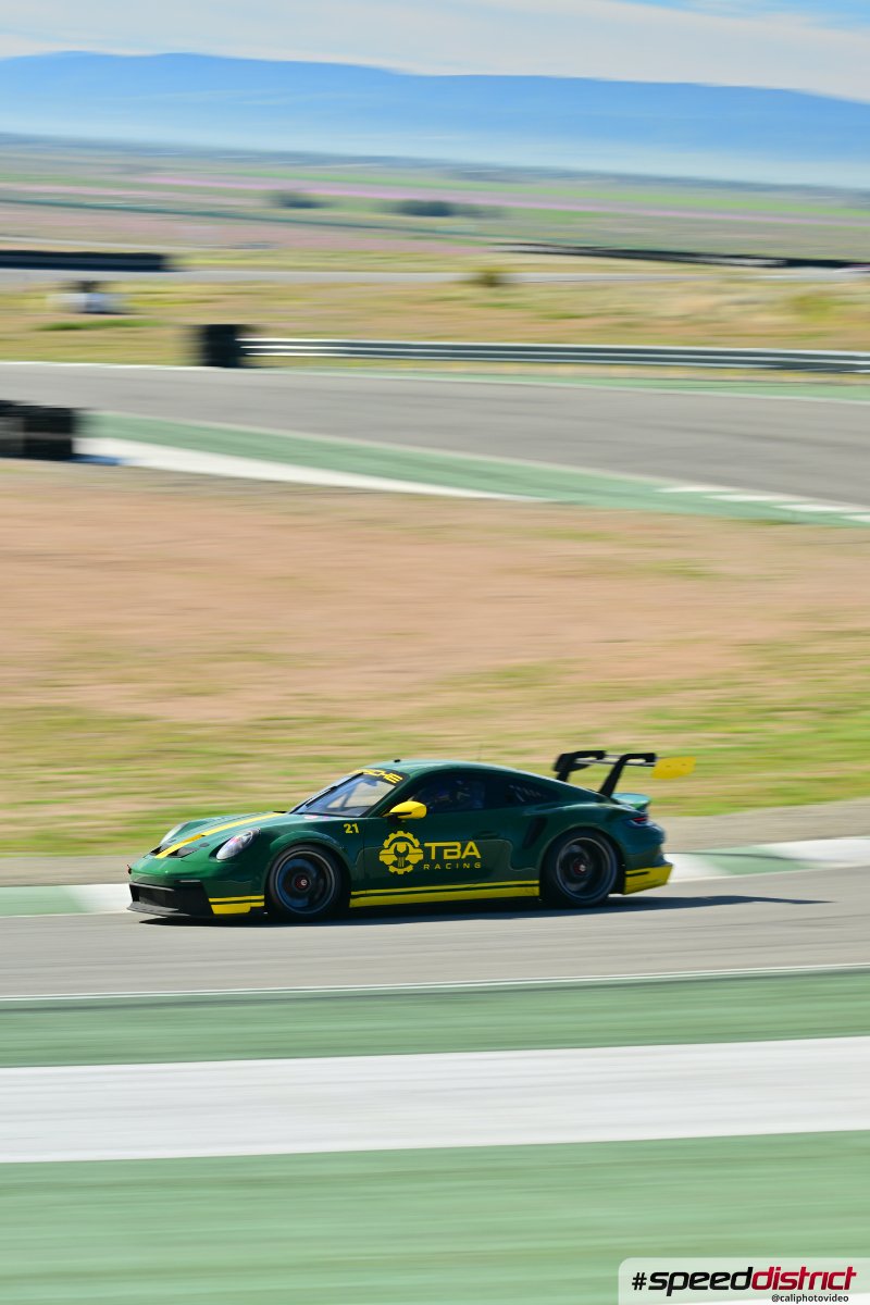 Porsche 911 GT3 Cup green