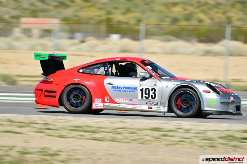 Porsche 911 GT3 Cup red