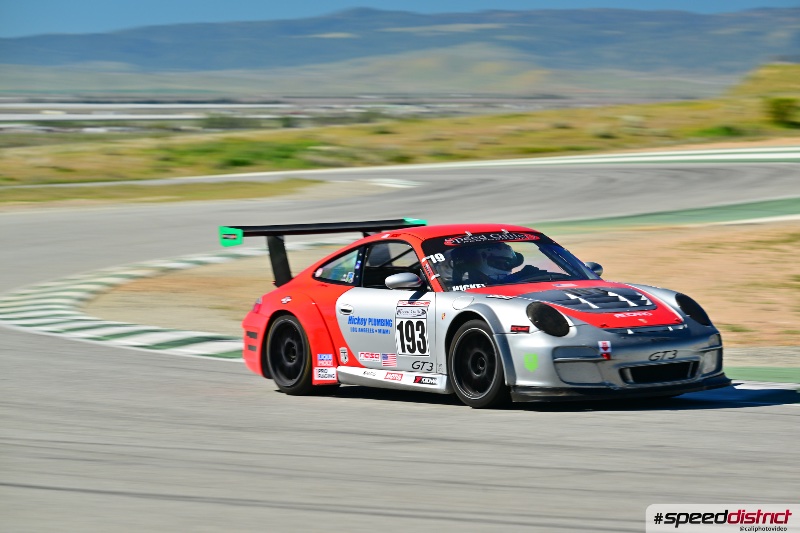 Porsche 911 GT3 Cup red