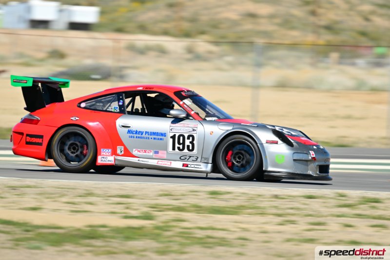 Porsche 911 GT3 Cup red