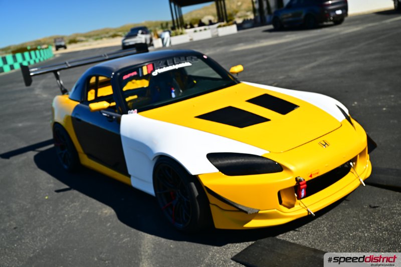 Honda S2000 yellow