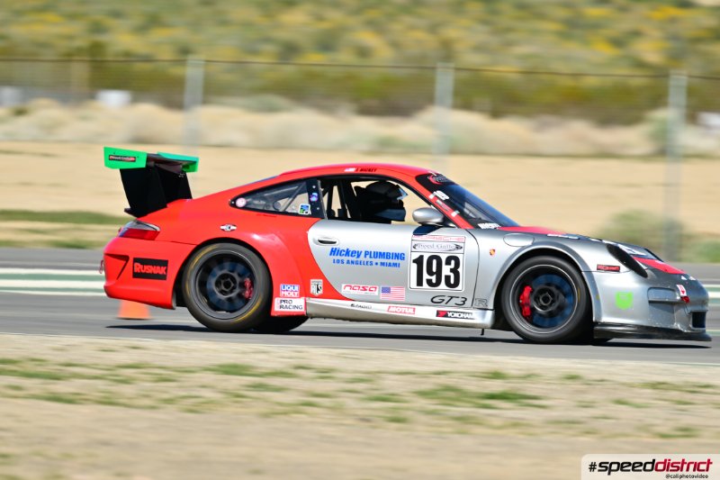 Porsche 911 GT3 Cup red