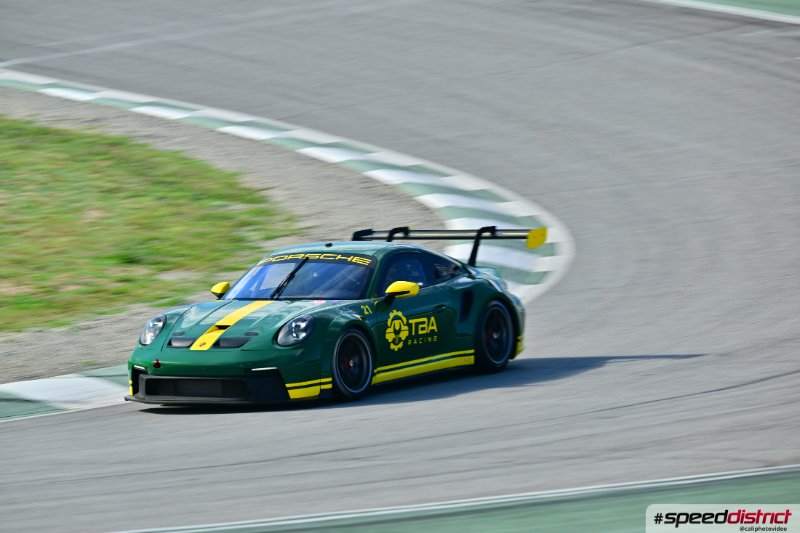 Porsche 911 GT3 Cup green