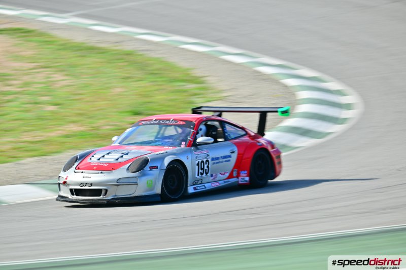 Porsche 911 GT3 Cup white
