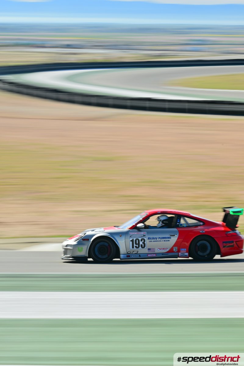 Porsche 911 GT3 Cup red