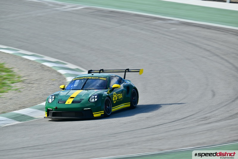Porsche 911 GT3 Cup green